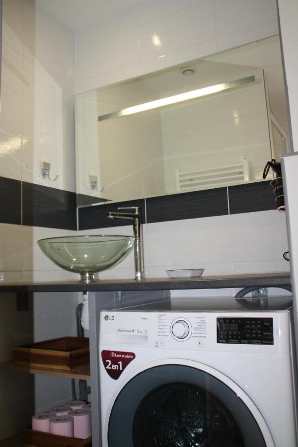 Perhistorique Apartment เปรีเกอ ภายนอก รูปภาพ